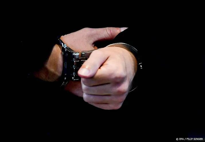 nederlander opgepakt op marokkaans vliegveld om plofkraken