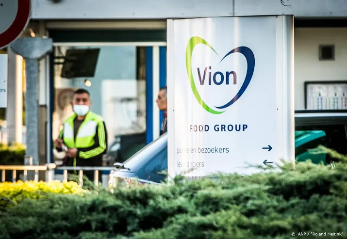 nederlands duits team ziet toe op vervoer arbeidsmigranten vion