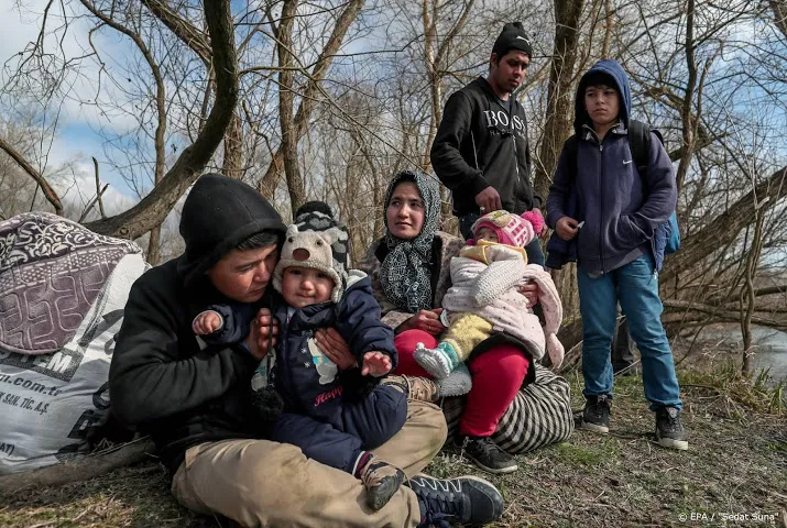 nederlandse gemeenten moeten vluchtelingenkinderen opvangen