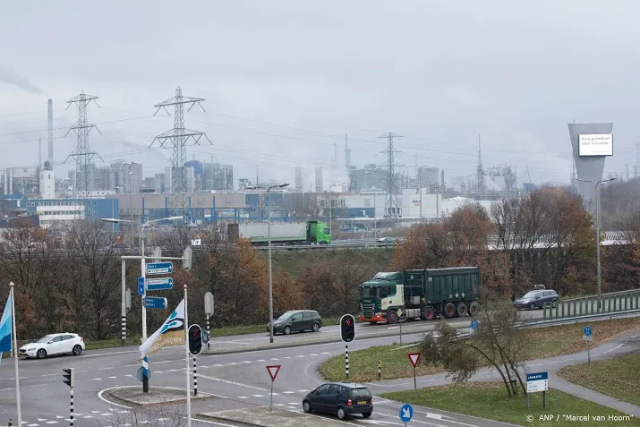 nederlandse industrie produceert minder