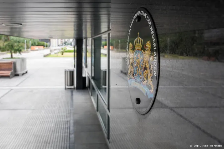 nederlandse nepdiplomaat in spanje opgepakt