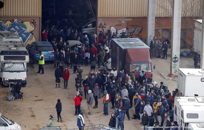 nederlandse opgepakt voor organiseren illegaal feest barcelona