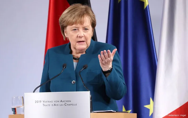 nederlandse theatermakers los op merkel