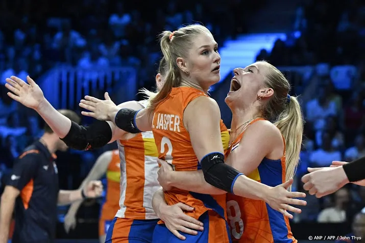 nederlandse volleybalsters zonder jasper naar japan