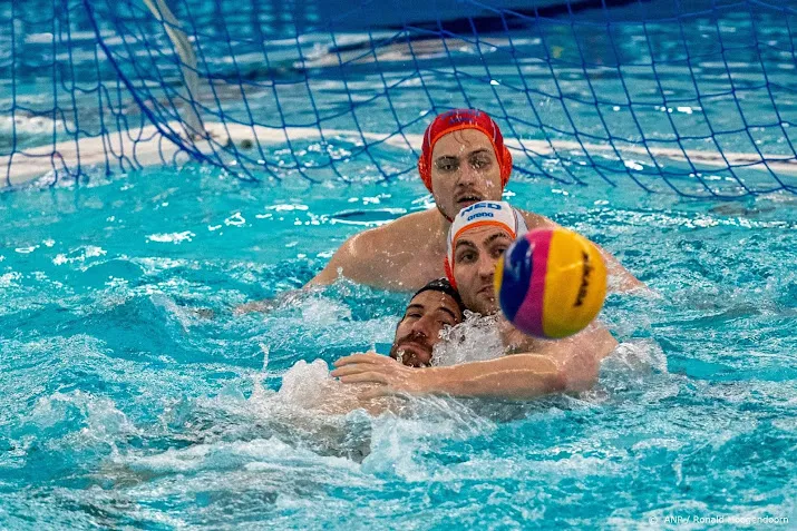 nederlandse waterpoloers starten ek met ruime zege op duitsland