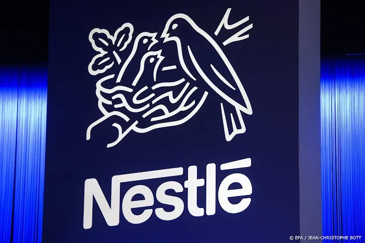 nestle verkoopt minder omdat consumenten dure producten mijden