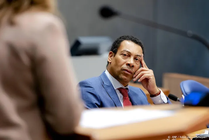 net als vvd wil ook cda waarborg bij wijziging sekseregistratie