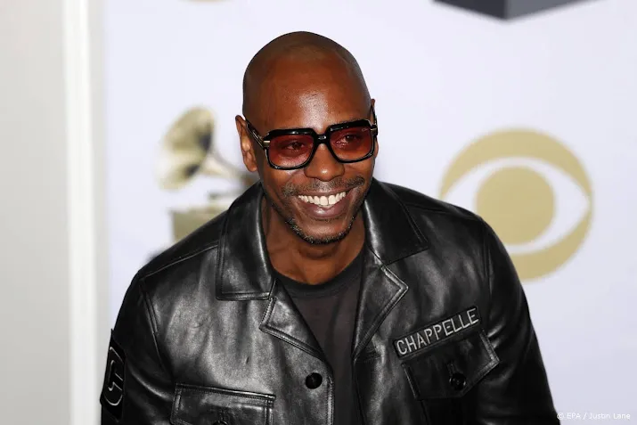 netflix medewerker die lekte over show dave chappelle ontslagen