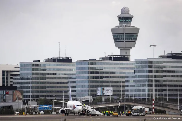 nieuw distributiecentrum bij schiphol regelt straks eigen stroom