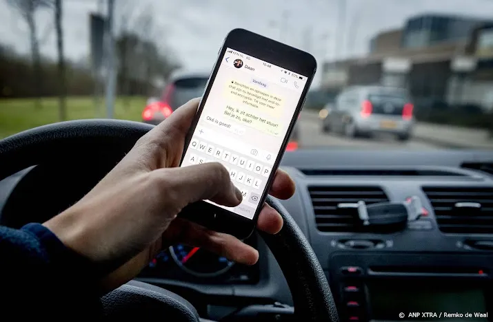nieuwe campagne tegen appen in verkeer richt zich ook op afzender