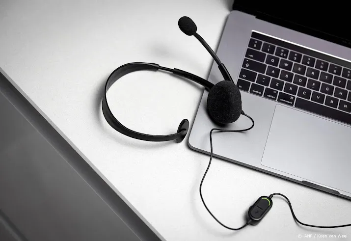 nieuwe cao lonkt eindelijk voor callcentermedewerkers