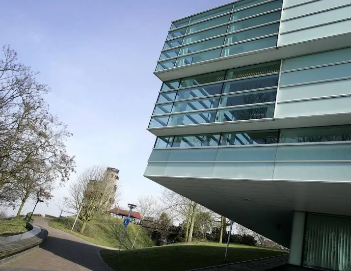 nieuwe directeur museum het valkhof