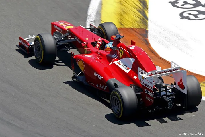 nieuwe ferrari draagt naam sf 90