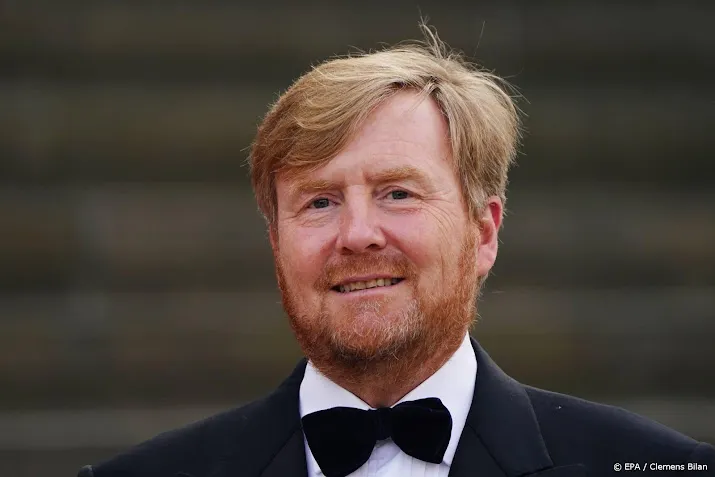 nieuwe minister en staatssecretarissen beedigd