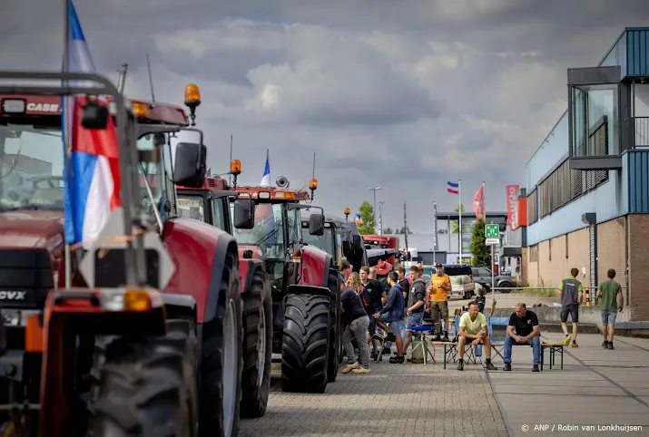 nijkerk vraagt demonstranten blokkade distributiecentra te stoppen