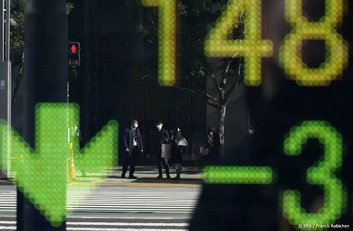 nikkei omlaag na tegenvallende groei japanse economie