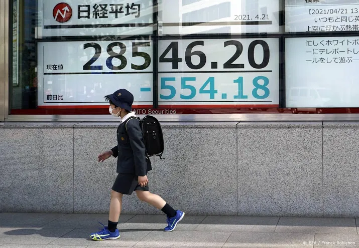 nikkei onderuit door zware verliezen techbedrijven