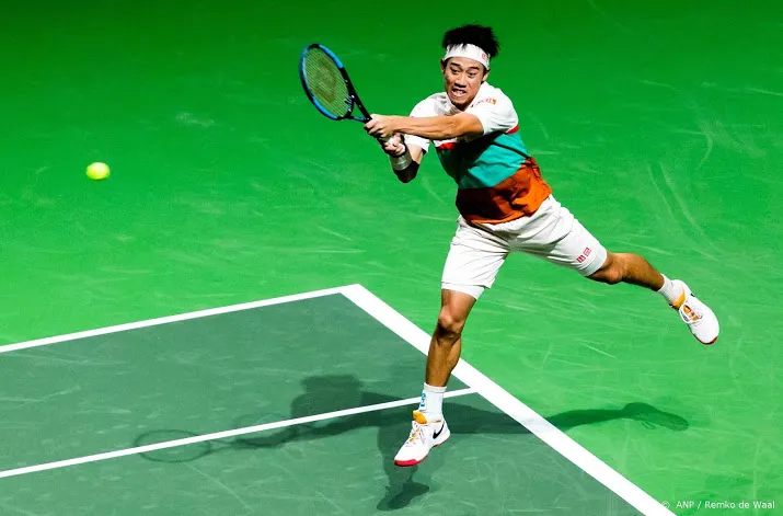 nishikori moeizaam van start in ahoy