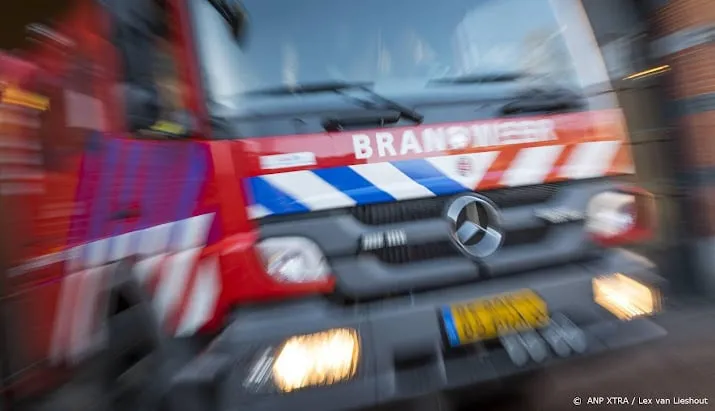 nl alert vanwege grote brand in gelderse beesd