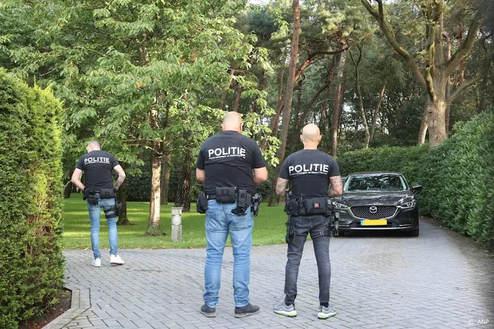 nog 8 verdachten vast in zaak waarin ook jumbo baas ondervraagd is