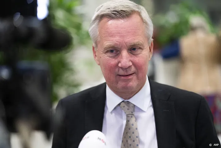nog altijd geen asielakkoord van der burg heeft huiswerk