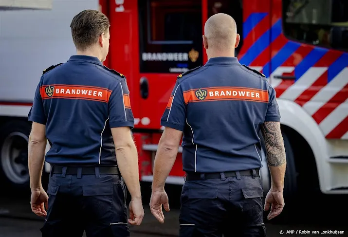 nog eens 40 woningen ontruimd wegens rook van brand in arnhem