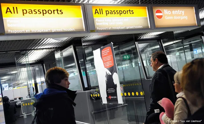 nog enkele duizenden nederlanders wachten op thuisreis