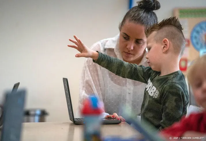 nog geen 100 mensen in opvang en onderwijs besmet met corona