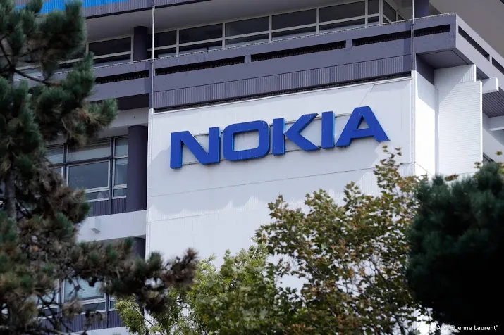 nokia wint patentzaak van daimler verkoopverbod dreigt