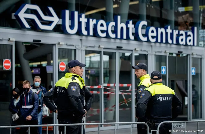 noodbevel uitgevaardigd voor utrecht vanwege vrees voor rellen