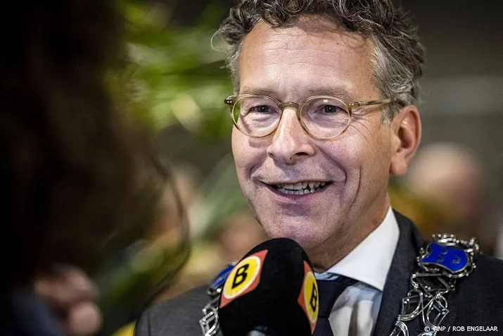 noodkreet eindhovense burgemeester dijsselbloem over asielopvang
