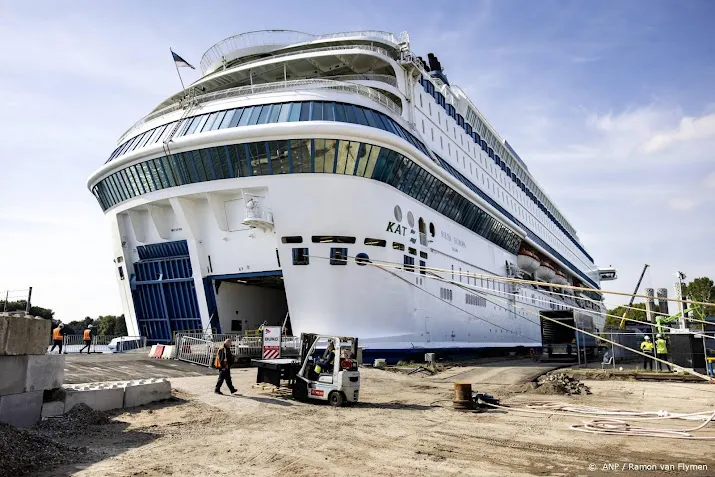 noodopvang asielzoekers op cruiseschip velsen noord kan doorgaan