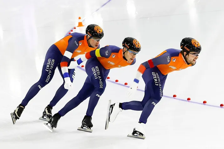 noorwegen wint ploegachtervolging nederland vierde in thialf