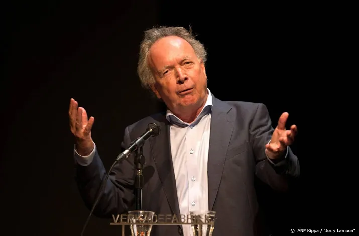 npo promoveert troost tv van haenen naar gunstiger tijdstip
