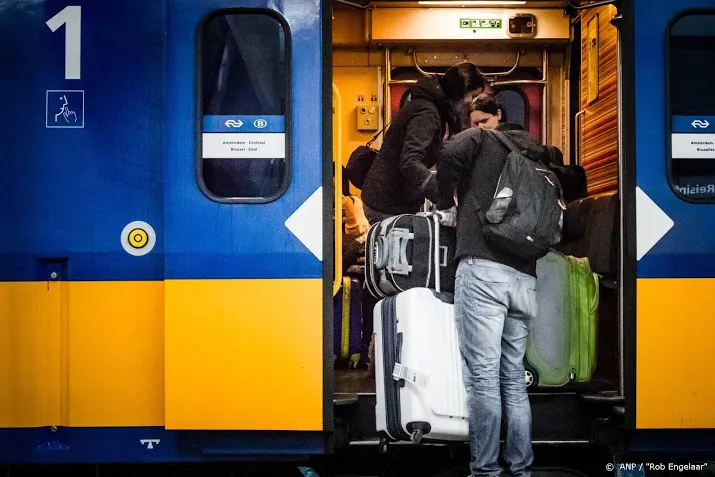 ns meer reizigers met trein de grens over