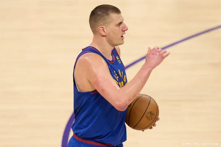 nuggets winnen in nba bij warriors dankzij hoofdrol jokic