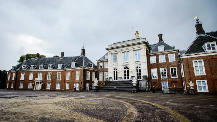 oefening hulpdiensten op paleis huis ten bosch