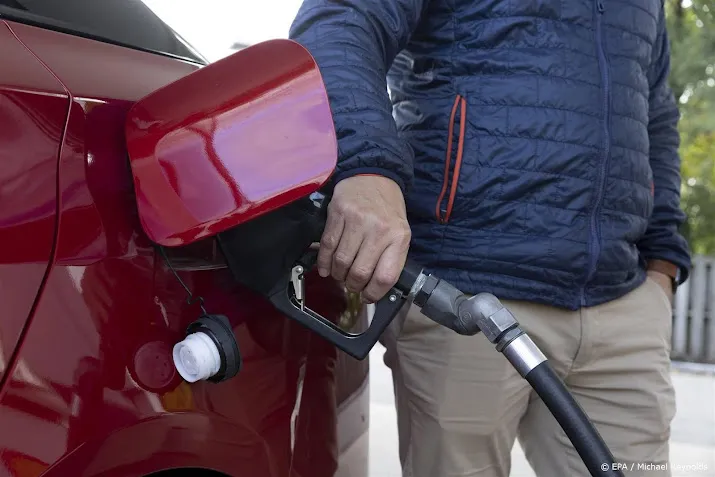 oliekartel opec laat productieniveau ongemoeid