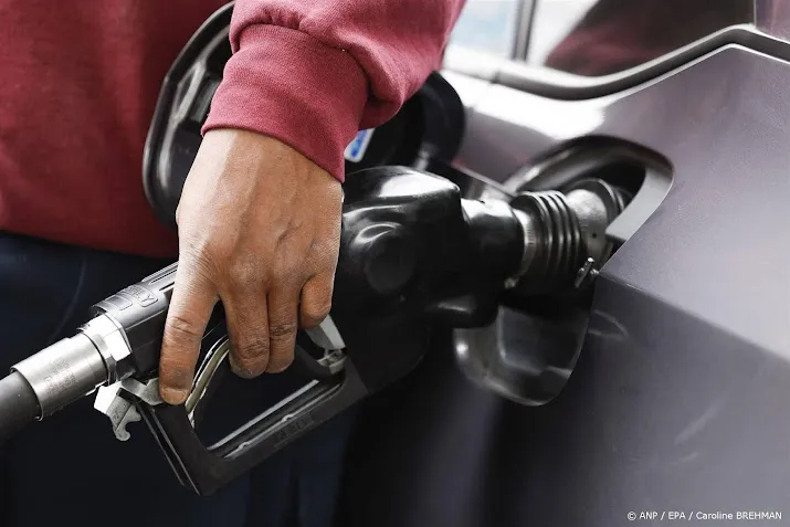 oliekartel opec verlengt productieverlaging aldus bronnen