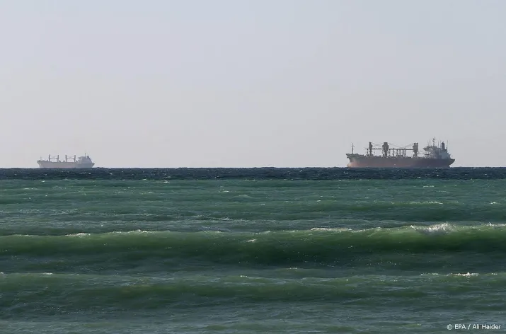 olieprijs schiet omhoog na aanval op tankers