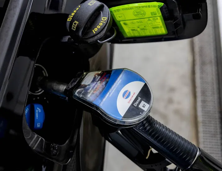 olieprijs stijgt door speculatie op productieverlaging opec
