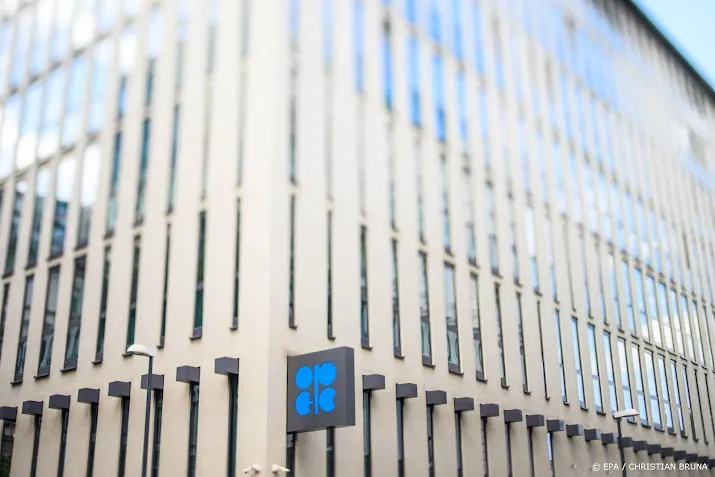 olieprijzen flink omhoog door verwachte productieverlaging opec