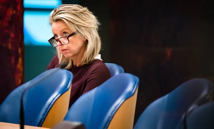 ollongren baudet gaat verder dan pvv