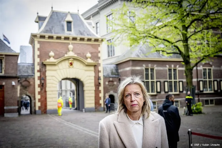 ollongren kijkt ook naar nederlandse patriots voor oekraine