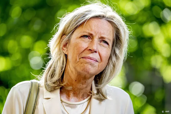 ollongren koninklijke familie niet gematst wel uitzonderingen
