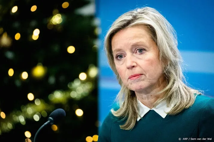 ollongren nog meer coronasteun naar gemeenten en provincies