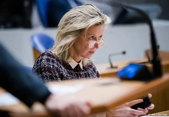 ollongren tempert verwachtingen kamer over wapenhulp oekraine