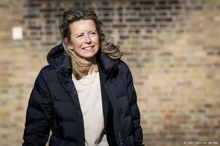 ollongren test negatief en kan debat verkenning doen