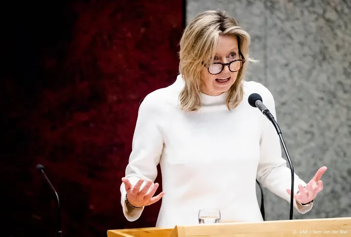 ollongren wil verkiezingen in maart ondanks corona of val kabinet