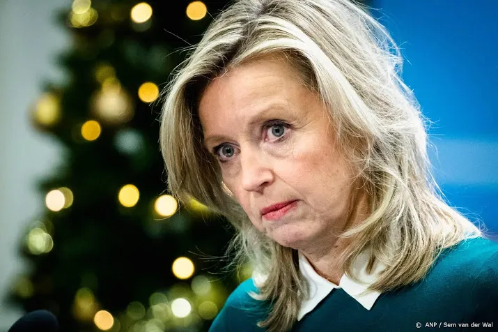 ollongren wordt lijstduwer voor d66